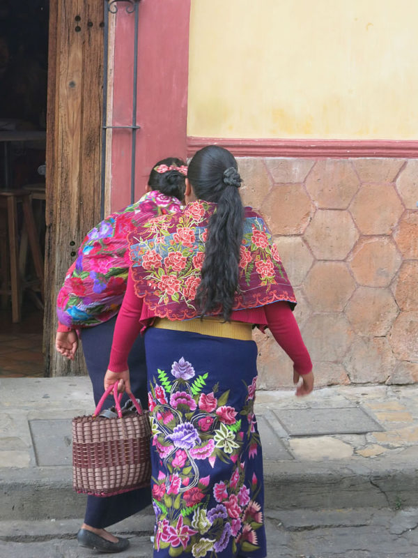 Hard to miss the colourful shawls and skirts of indigenous women in Chiapas